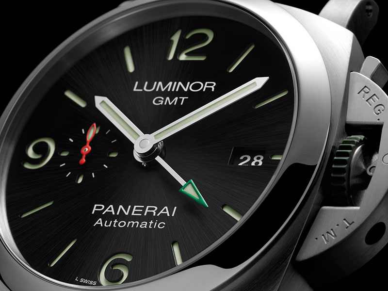 بانيراي تقدّم ساعة Luminor GMT Spirit of the Union احتفالًا باليوبيل الذهبي لدولة الإمارات